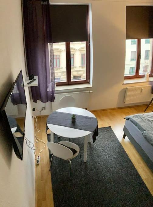 Cozy Studio-Apartment - Suedplatz Λειψία Εξωτερικό φωτογραφία