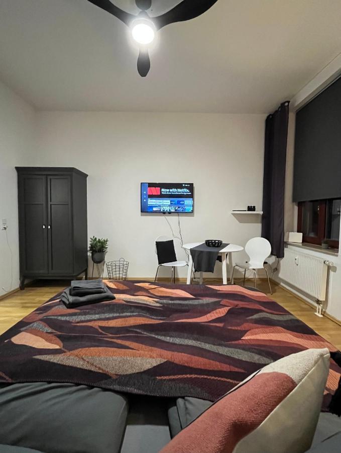 Cozy Studio-Apartment - Suedplatz Λειψία Εξωτερικό φωτογραφία